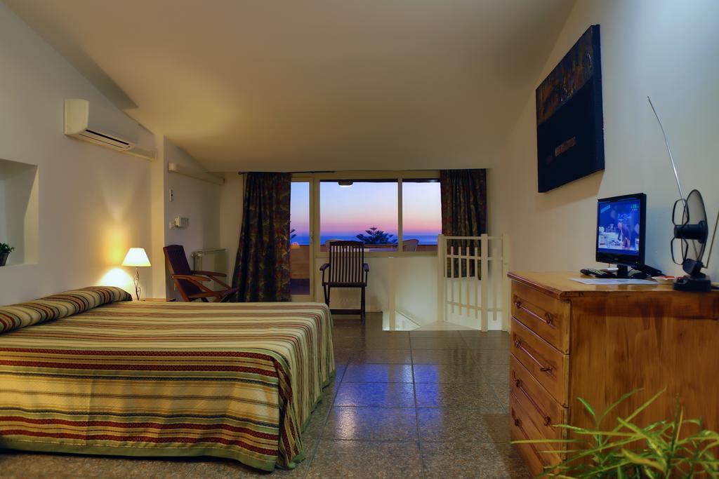 Atenea 191 Agrigento Bagian luar foto