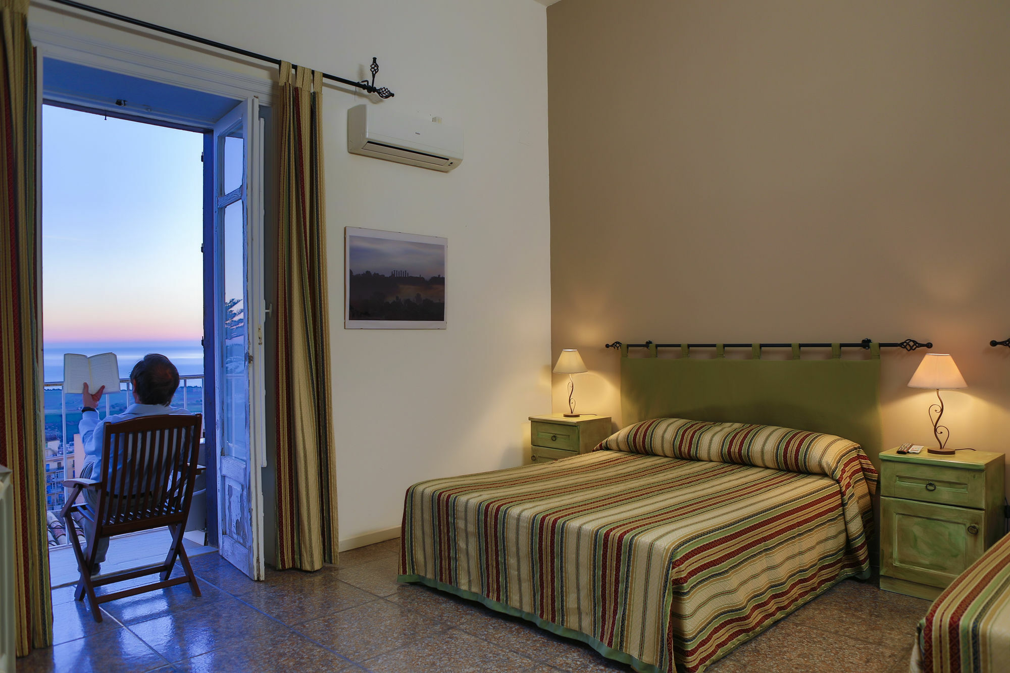 Atenea 191 Agrigento Bagian luar foto