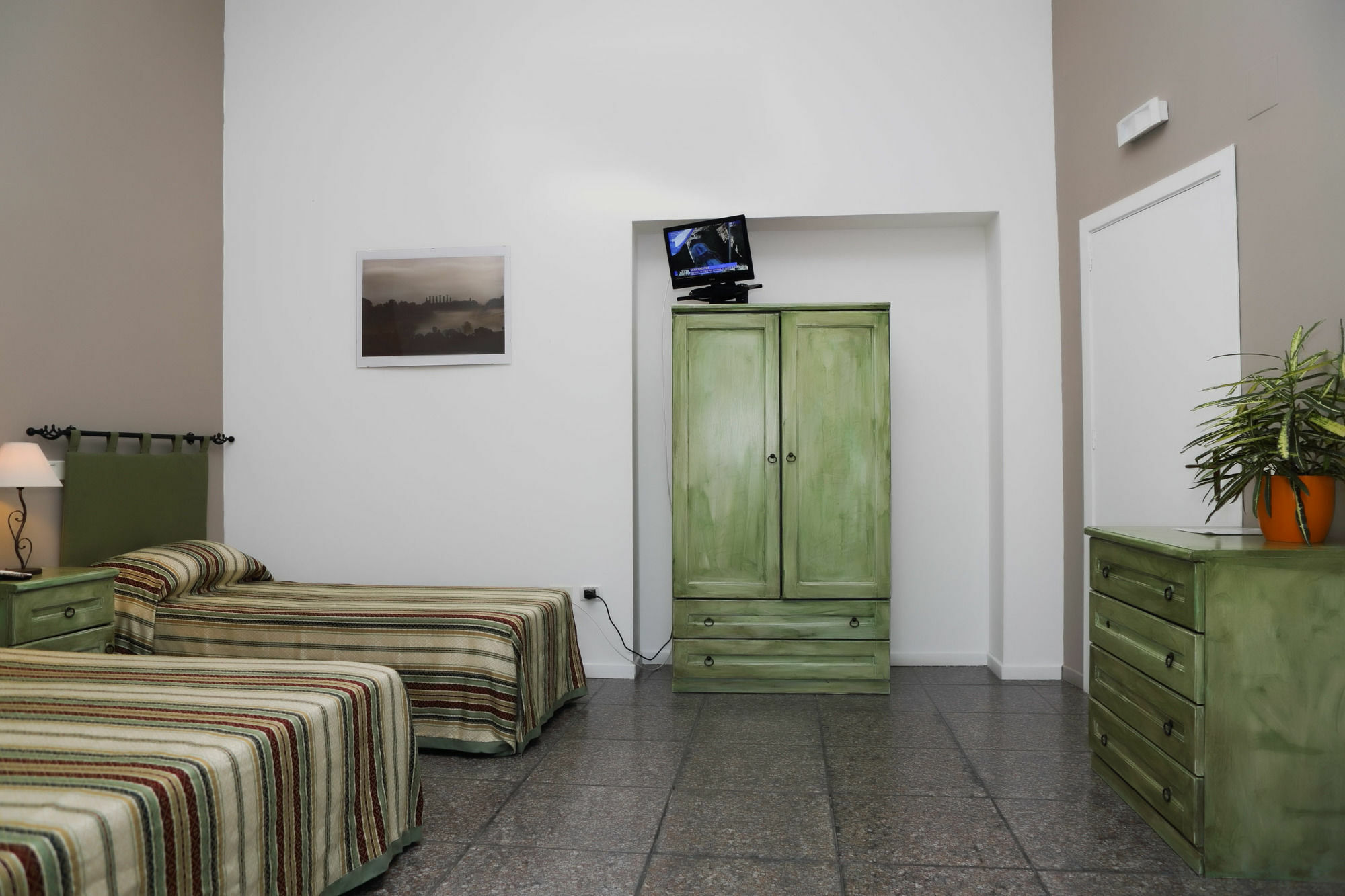 Atenea 191 Agrigento Bagian luar foto
